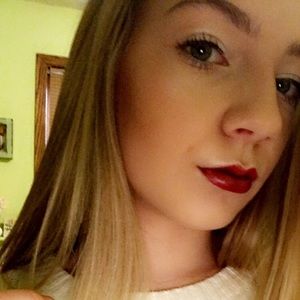 Meet your Posher, Anneka